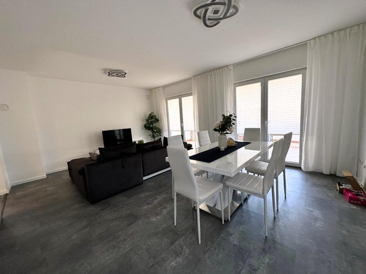 Apartmani Adriana Lakmartin Buitenkant foto