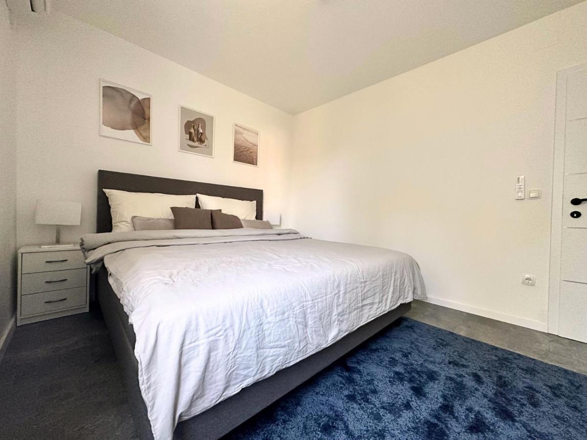 Apartmani Adriana Lakmartin Buitenkant foto