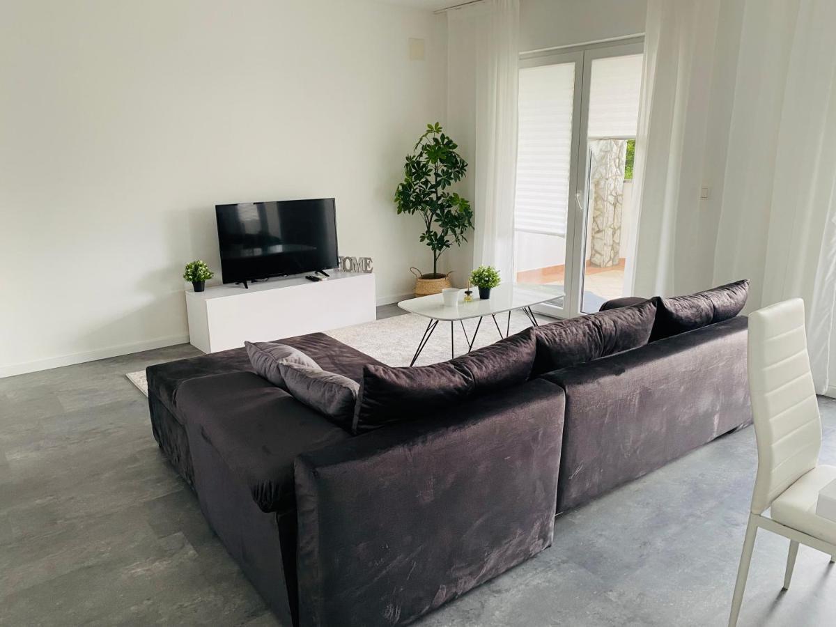 Apartmani Adriana Lakmartin Buitenkant foto